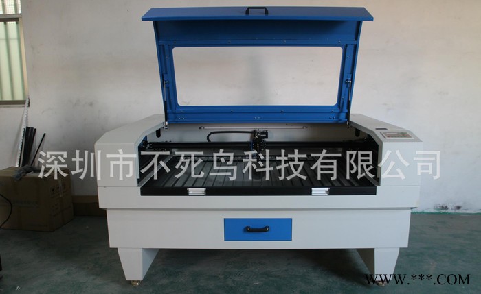 深圳市二氧化碳激光切割机PT-1390 80W
