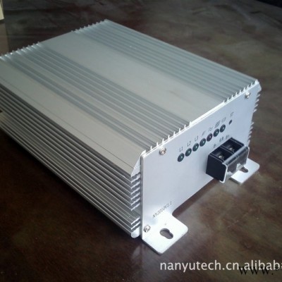 供应南宇NYWSR1203风光互补路灯控制器12V300w