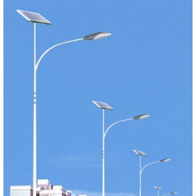 扬州路灯厂家专业生产6米3WLED太阳能路灯节能灯和led灯哪个好