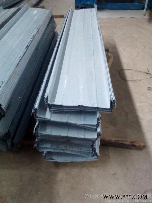 彩钢钢结构公司直销铝镁锰金属屋面板 钢筋桁架楼承板 太阳能光伏支架 钢结构件