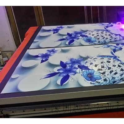 金属装饰画UV喷绘机，个性定制铭牌彩色打印机，平板印画