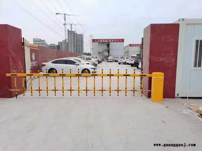 南天瑞森 北京车辆道闸一体机 栏杆式道闸 小区停车杆报价 闸杆更换