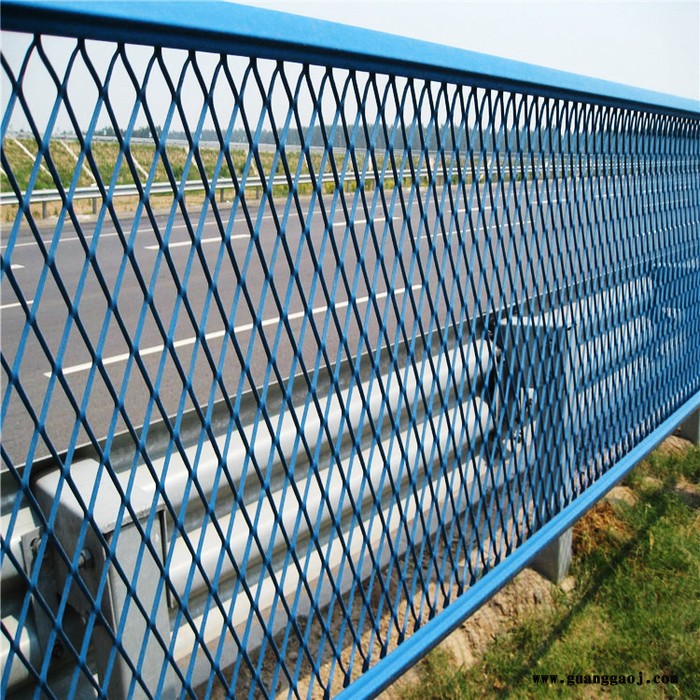 振鼎 高速公路隔离栅 高速公路镀锌隔离栏 高速框架护栏 安平隔离栅厂家