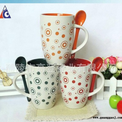 直销色釉圆点带勺咖啡杯定制LOGO广告促销咖啡创意礼品