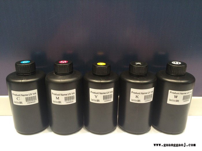 阿波罗UV光油、UV涂层、UV清洗液、UV墨水一站式搞定