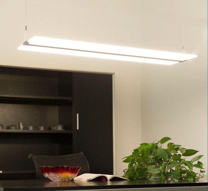 1.2米LED透明吊灯新款 创意客厅餐厅办公无边框透明亚克力导光板