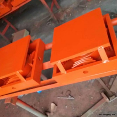 安庆市qpz桁架连廊钢结构支座生产厂家